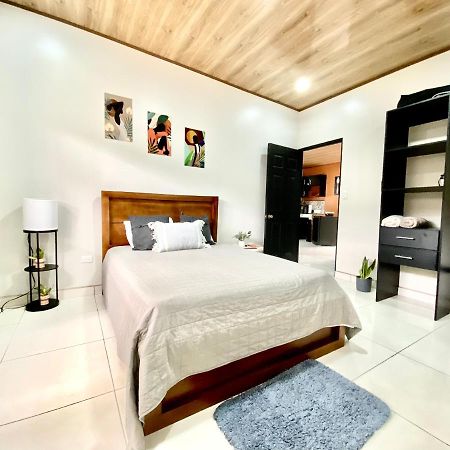 Orange Apartment 5 Min Aeropuerto Juan Santamaria Αλαχουέλα Εξωτερικό φωτογραφία