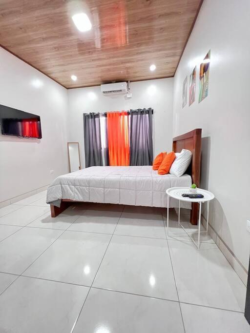 Orange Apartment 5 Min Aeropuerto Juan Santamaria Αλαχουέλα Εξωτερικό φωτογραφία